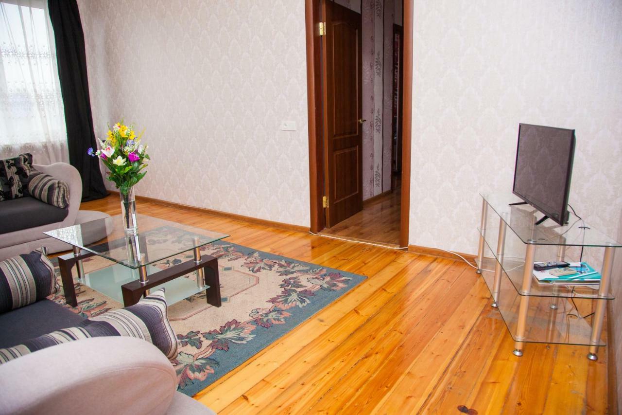 Apartment On Stalevariv Street 7 Zaporizhia Dış mekan fotoğraf