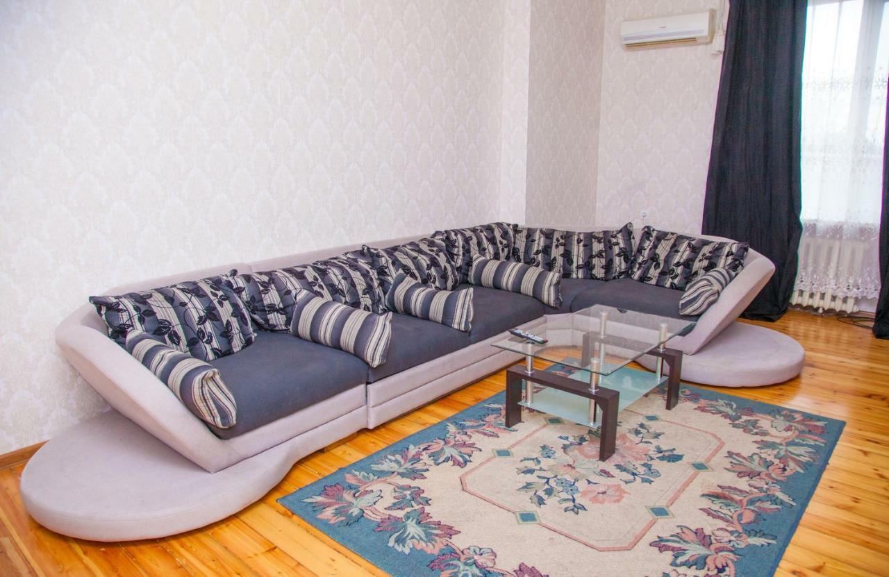 Apartment On Stalevariv Street 7 Zaporizhia Dış mekan fotoğraf